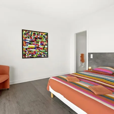De Luxe - 10 Pers - Vue * Roquebrune-sur Argens