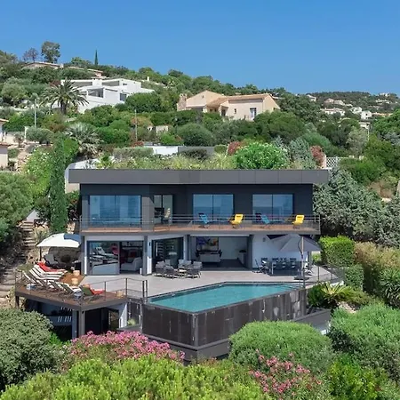De Luxe - 10 Pers - Vue Roquebrune-sur Argens